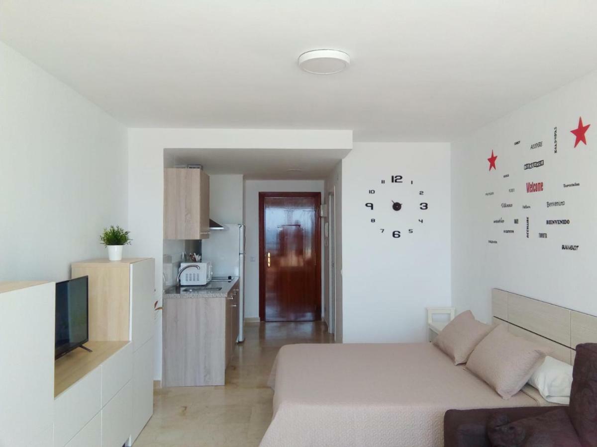 Nuevo Roca Chica, Primera Linea Playa,Torremolinos Exteriér fotografie